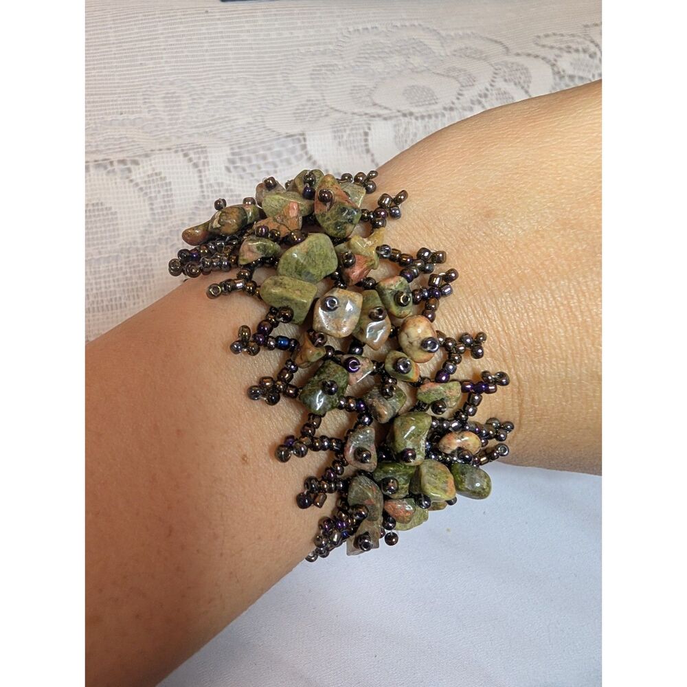 Vintage Artisan Hand Beaded Unakite Gemstone Chip Wide Cuff Mesh Bracelet, 7.5"